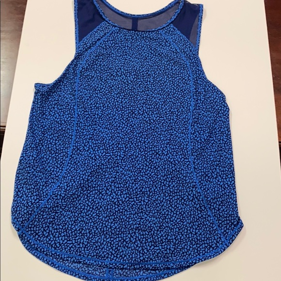 lululemon athletica Tops - lululemon Blue and Navy Printed Tank w/mesh, Lg